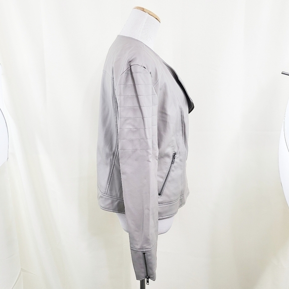 Cupcakes & Cashmere Kadence gray leather jacket Size Medium - Picture 3 of 10